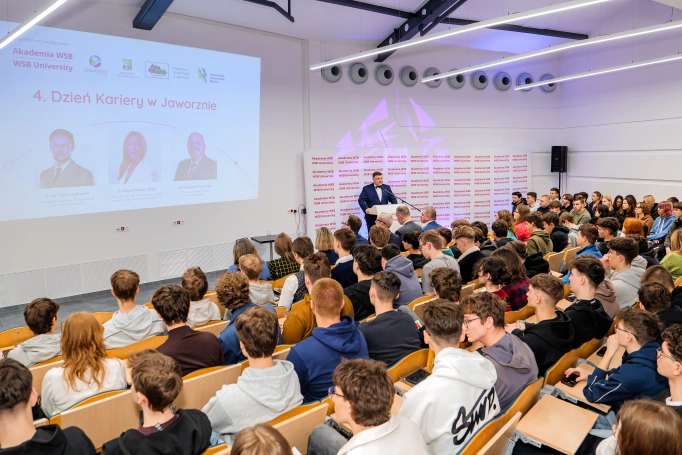 Zdjęcie nr 43 z galerii 4. Dzień Kariery w Jaworznie