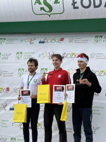 Zdjęcie nr 1 z galerii AMP BIegi