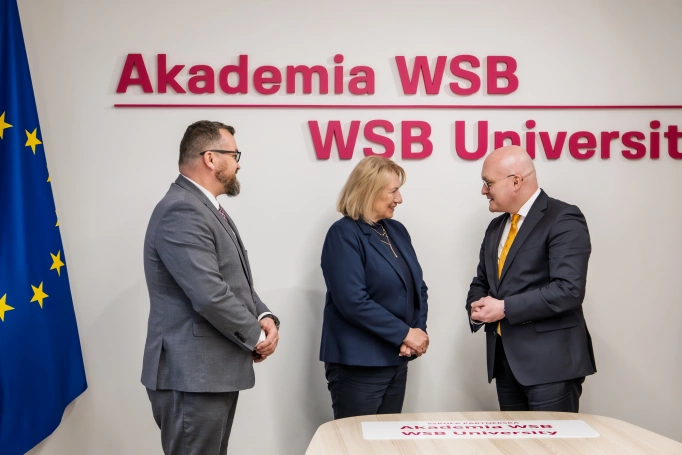Zdjęcie nr 5 z galerii Podpisanie porozumienia z G&oacute;rnośląskim Centrum Edukacyjnym w Gliwicach 
