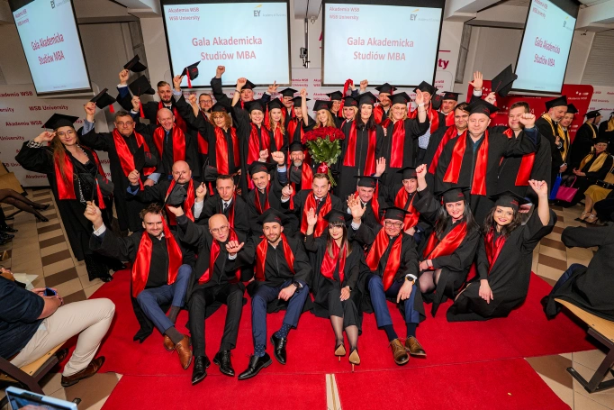 Zdjęcie nr 37 z galerii Gala Akademicka Studi&oacute;w MBA &ndash; zwieńczenie drogi lider&oacute;w i menedżer&oacute;w