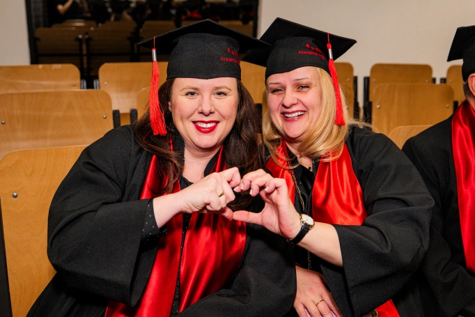 Zdjęcie nr 36 z galerii Gala Akademicka Studi&oacute;w MBA &ndash; zwieńczenie drogi lider&oacute;w i menedżer&oacute;w