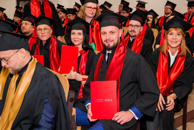 Zdjęcie nr 23 z galerii Gala Akademicka Studi&oacute;w MBA &ndash; zwieńczenie drogi lider&oacute;w i menedżer&oacute;w