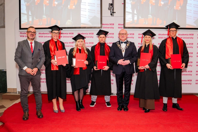 Zdjęcie nr 24 z galerii Gala Akademicka Studi&oacute;w MBA &ndash; zwieńczenie drogi lider&oacute;w i menedżer&oacute;w