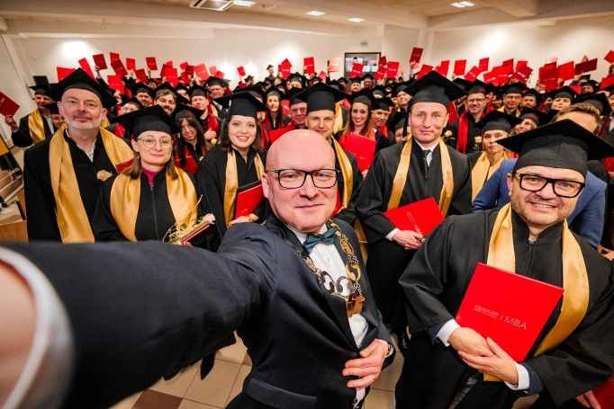 Zdjęcie nr 30 z galerii Gala Akademicka Studi&oacute;w MBA &ndash; zwieńczenie drogi lider&oacute;w i menedżer&oacute;w