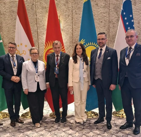 Zdjęcie nr 1 z galerii Akademia WSB na kongresie w Samarkandzie