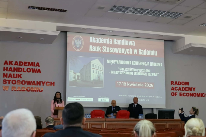 Zdjęcie nr 1 z galerii Przedstawiciele Koła Naukowego GARDA na Międzynarodowej Konferencji &bdquo;Społeczeństw przyszłości &ndash; interdyscyplinarne scenariusze rozwoju&rdquo; w Radomiu