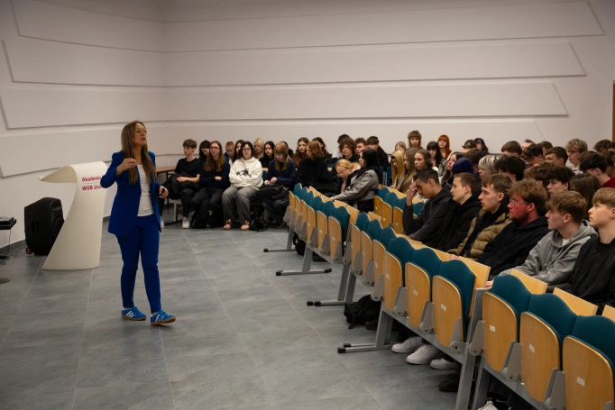 Zdjęcie nr 1 z galerii Otwarta Akademia Nauki CKZiU w Jaworznie