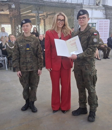 Zdjęcie nr 2 z galerii Wsp&oacute;lnie gramy o pełną PUL-ę. Kolejna szkoła patronacka Akademii WSB Warszawa