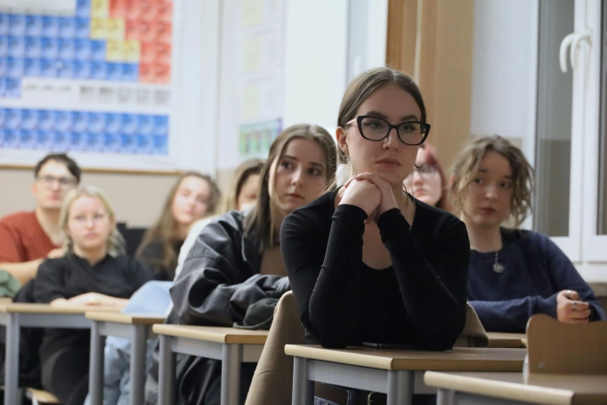 Zdjęcie nr 3 z galerii Ślady kryminalistyczne z perspektywy medycyny sądowej &ndash; wykład dr. Filipa Bolechały