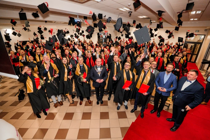 Zdjęcie nr 1 z galerii Academic MBA Gala &ndash; the culmination of the journey of leaders and managers