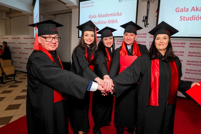 Zdjęcie nr 2 z galerii Academic MBA Gala &ndash; the culmination of the journey of leaders and managers