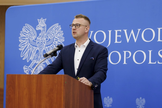 Zdjęcie nr 6 z galerii Młodzi, mundur i przyszłość &ndash; międzypokoleniowa dyskusja o bezpieczeństwie