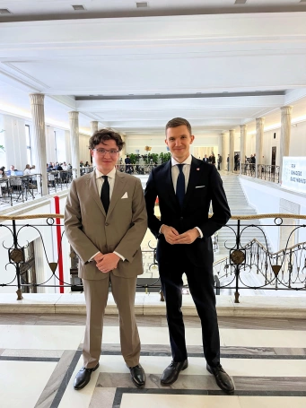 Zdjęcie nr 4 z galerii Wizyta student&oacute;w w Sejmie