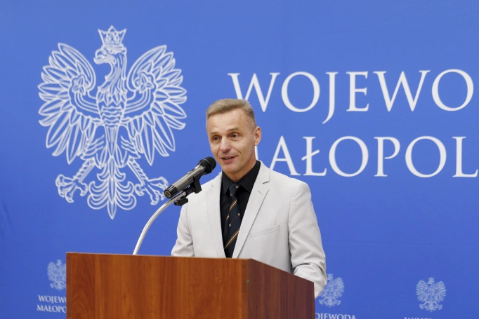 Zdjęcie nr 7 z galerii The Young, the Uniform, and the Future - an Intergenerational Discussion on Security