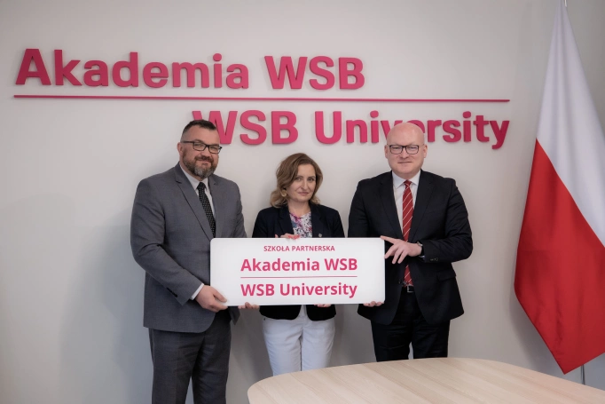 Zdjęcie nr 3 z galerii WSB University Extends Patronage to IV Secondary School in Gliwice