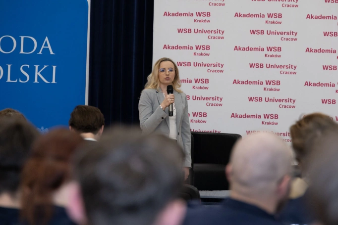 Zdjęcie nr 3 z galerii Konferencja naukowa &ndash; Młodzi, mundur i przyszłość