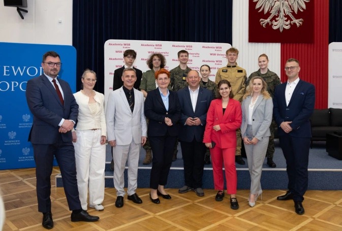 Zdjęcie nr 1 z galerii Konferencja naukowa &ndash; Młodzi, mundur i przyszłość