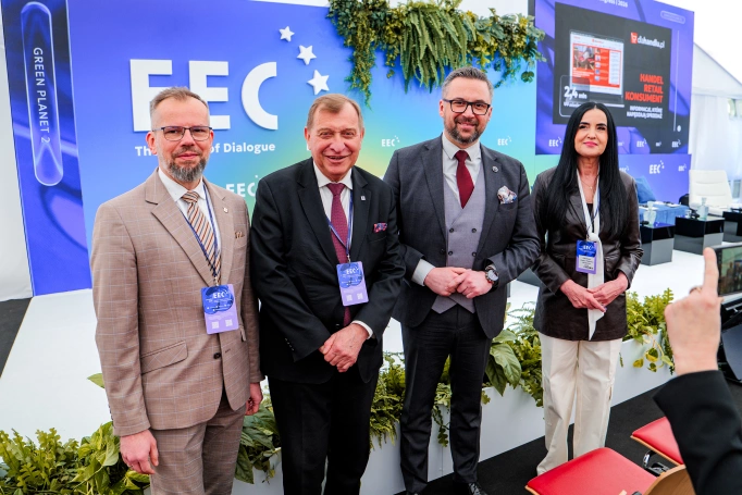 Zdjęcie nr 3 z galerii Nauka siłą gospodarki. AWSB na Europejskim Kongresie Gospodarczym