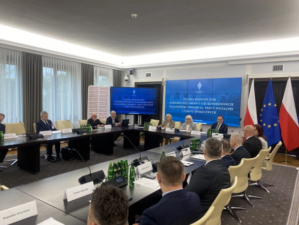 Zdjęcie nr 4 z galerii Polish Family 2046. WSB University a Partner of the Debate in the Senate of the Republic of Poland