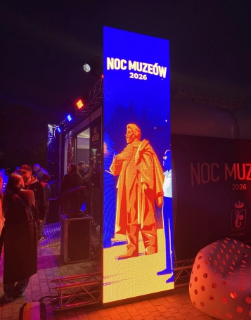 Zdjęcie nr 8 z galerii Pałac wieczorową porą. Stołeczna Noc Muze&oacute;w z udziałem Akademii WSB