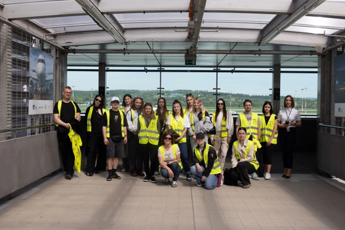 Zdjęcie nr 1 z galerii Wizyta w Centrum Edukacji Lotniczej Krak&oacute;w Airport