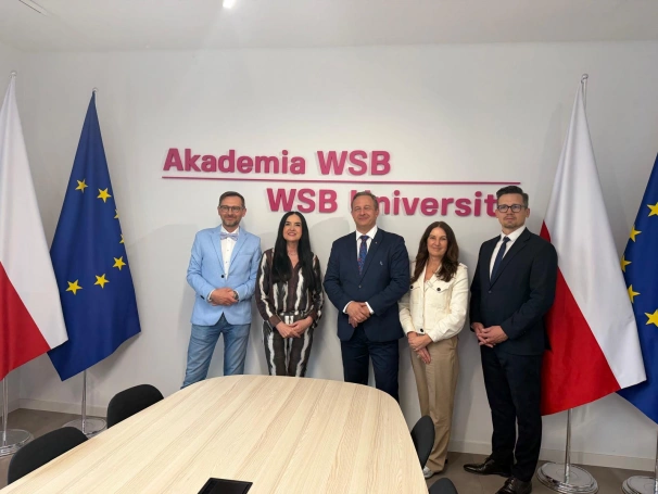 Zdjęcie nr 2 z galerii Akademia WSB i Śląska Izba Lekarska o rozwoju nowoczesnej edukacji medycznej 