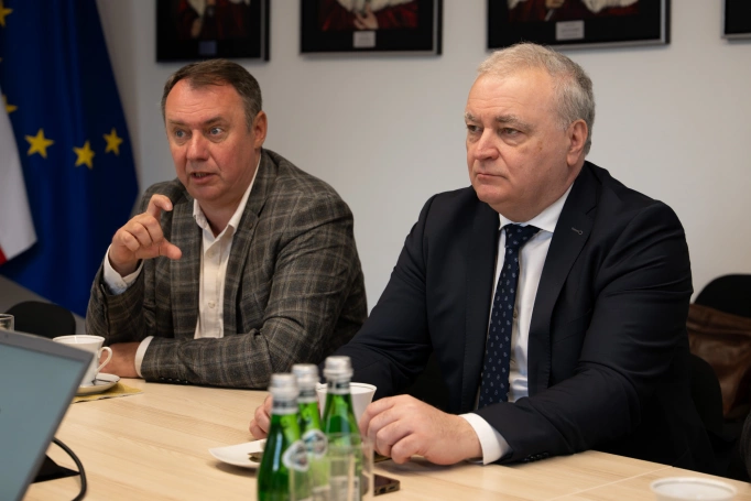 Zdjęcie nr 6 z galerii Akademia WSB i UzhNU rozwijają wsp&oacute;łpracę międzynarodową