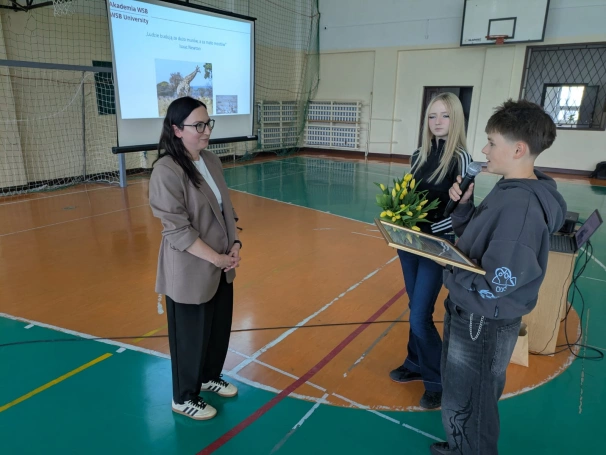 Zdjęcie nr 4 z galerii Budujemy mosty porozumienia &ndash; wyjątkowy wykład dla uczni&oacute;w