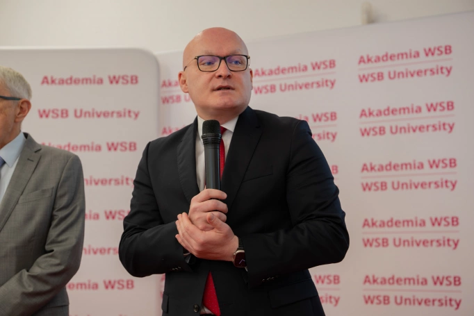 Zdjęcie nr 15 z galerii About the Future of Silesia at WSB University