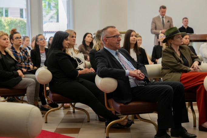 Zdjęcie nr 4 z galerii About the Future of Silesia at WSB University