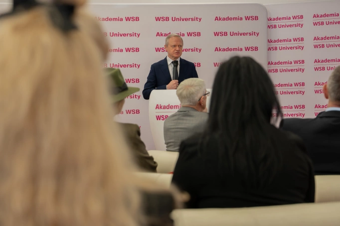 Zdjęcie nr 19 z galerii About the Future of Silesia at WSB University