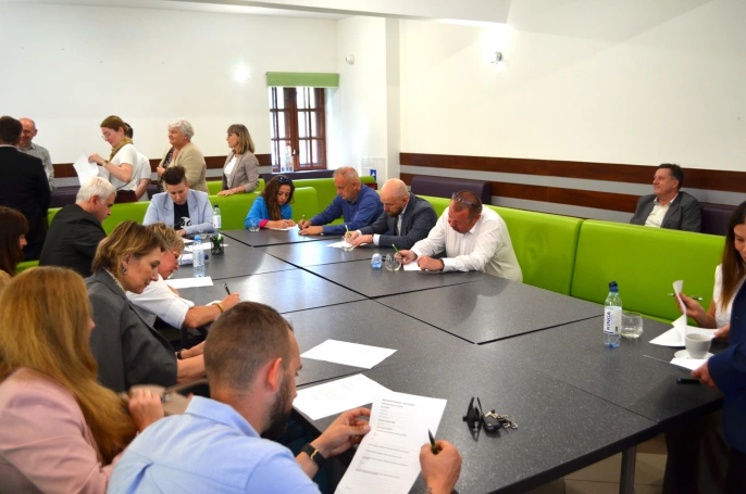 Zdjęcie nr 17 z galerii Spotkanie Rady Ekspert&oacute;w Akademii WSB Wydział w Cieszynie
