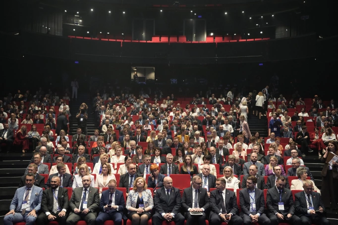 Zdjęcie nr 4 z galerii Tr&oacute;jmorze w Lublinie. Międzynarodowy kongres z udziałem przedstawicieli Akademii WSB 