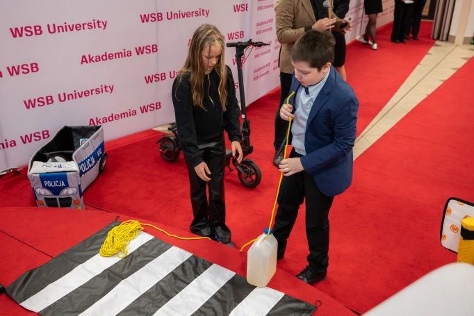 Zdjęcie nr 101 z galerii The 18th Edition of the Dąbrowa G&oacute;rnicza Children's University Has Come to an End &ndash; A Year Full of Learning, Passion and Discovery