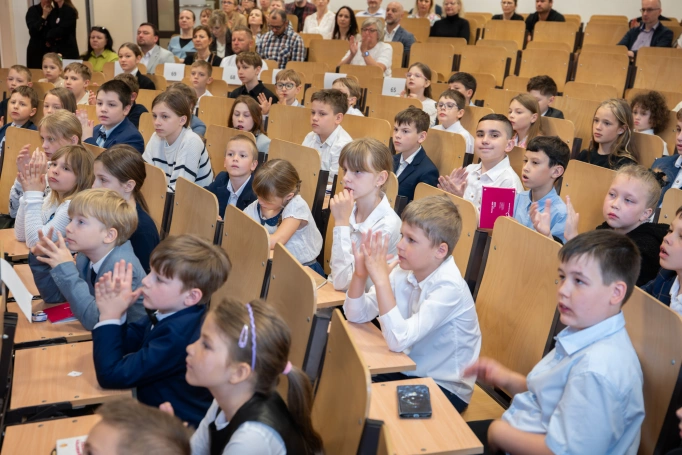 Zdjęcie nr 19 z galerii The 18th Edition of the Dąbrowa G&oacute;rnicza Children's University Has Come to an End &ndash; A Year Full of Learning, Passion and Discovery