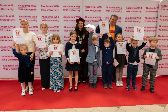 Zdjęcie nr 21 z galerii The 18th Edition of the Dąbrowa G&oacute;rnicza Children's University Has Come to an End &ndash; A Year Full of Learning, Passion and Discovery