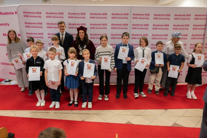 Zdjęcie nr 27 z galerii The 18th Edition of the Dąbrowa G&oacute;rnicza Children's University Has Come to an End &ndash; A Year Full of Learning, Passion and Discovery