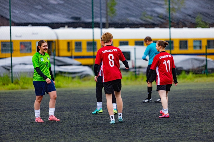 Zdjęcie nr 3 z galerii pilka k