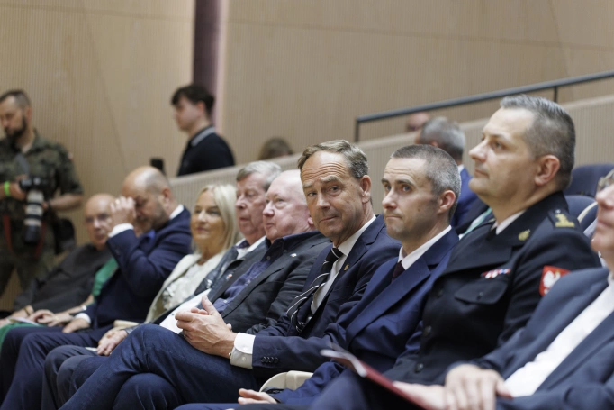 Zdjęcie nr 7 z galerii WSB University Co-Organizer of a National Conference on Civil Protection and Civil Defence