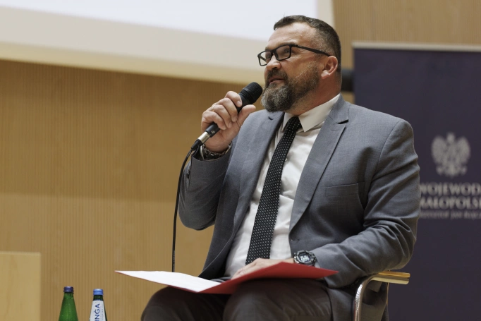 Zdjęcie nr 10 z galerii WSB University Co-Organizer of a National Conference on Civil Protection and Civil Defence