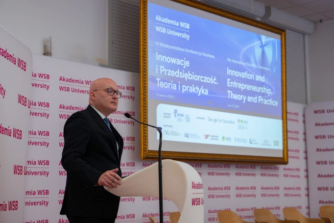 Zdjęcie nr 1 z galerii Innowacje, przedsiębiorczość i technologie przyszłości w centrum dyskusji w Akademii WSB