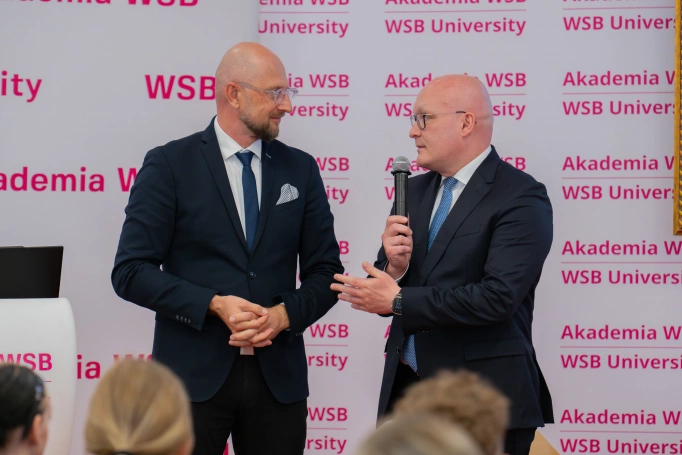 Zdjęcie nr 8 z galerii Innowacje, przedsiębiorczość i technologie przyszłości w centrum dyskusji w Akademii WSB
