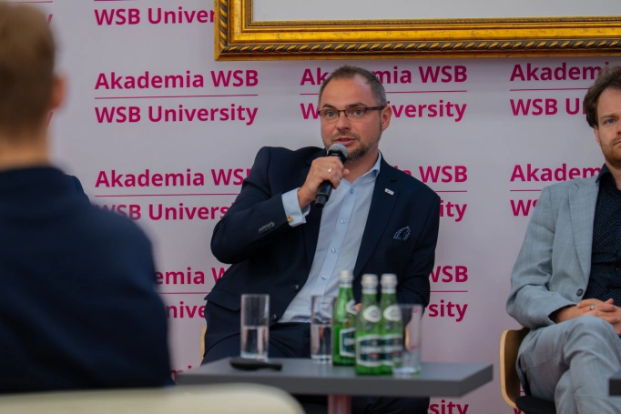 Zdjęcie nr 15 z galerii Innowacje, przedsiębiorczość i technologie przyszłości w centrum dyskusji w Akademii WSB