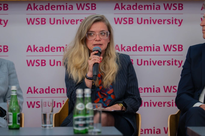 Zdjęcie nr 16 z galerii Innowacje, przedsiębiorczość i technologie przyszłości w centrum dyskusji w Akademii WSB