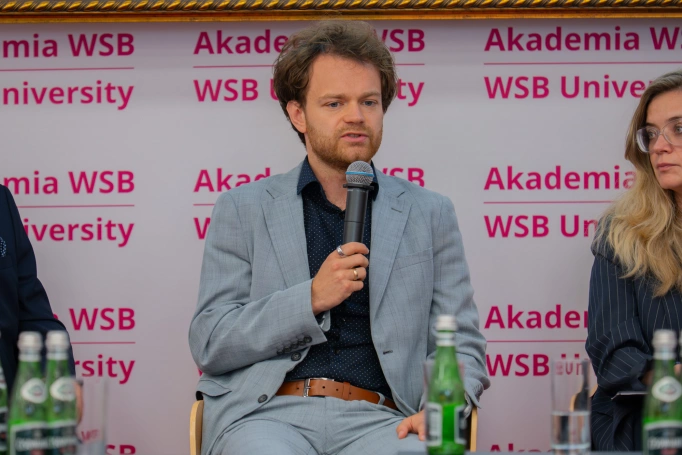 Zdjęcie nr 18 z galerii Innowacje, przedsiębiorczość i technologie przyszłości w centrum dyskusji w Akademii WSB
