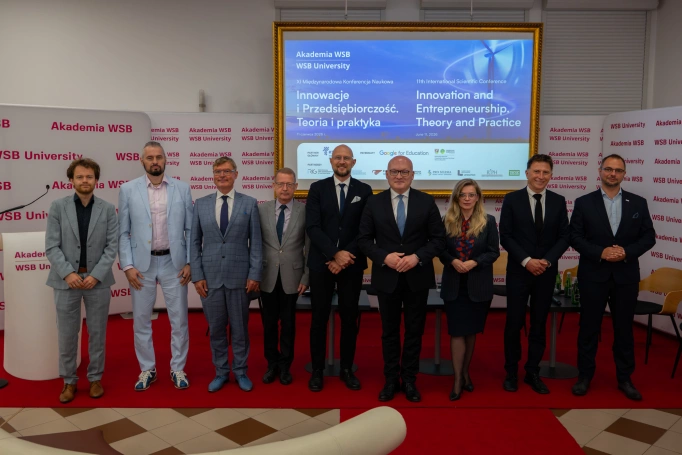 Zdjęcie nr 20 z galerii Innowacje, przedsiębiorczość i technologie przyszłości w centrum dyskusji w Akademii WSB