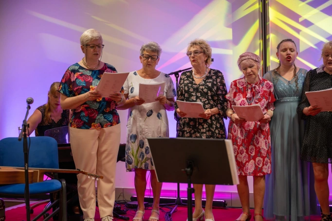 Zdjęcie nr 8 z galerii KONCERT