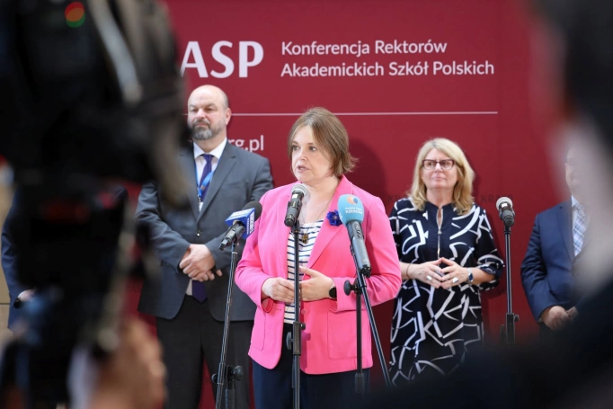 Zdjęcie nr 5 z galerii KRASP, dwa, trzy. Akademia WSB w centrum debaty o nauce i szkolnictwie wyższym