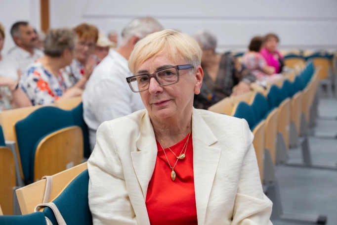 Zdjęcie nr 18 z galerii Uroczysta Gala Zakończenia Roku Akademickiego 2025/2026 Uniwersytetu Trzeciego Wieku Akademii WSB w Jaworznie