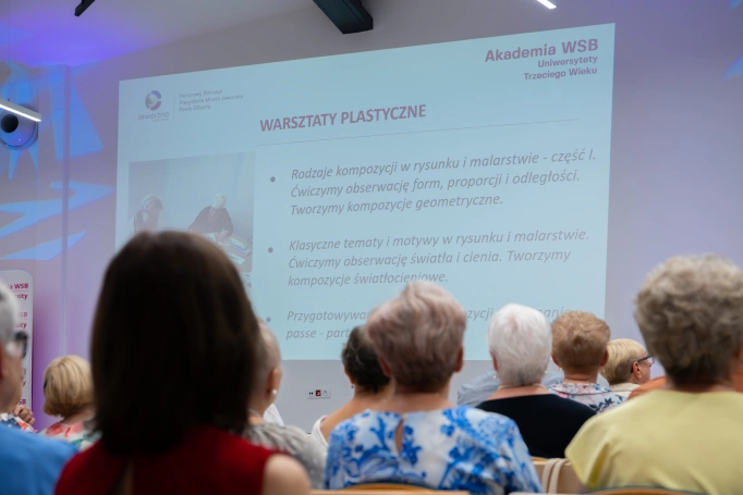 Zdjęcie nr 35 z galerii Uroczysta Gala Zakończenia Roku Akademickiego 2025/2026 Uniwersytetu Trzeciego Wieku Akademii WSB w Jaworznie